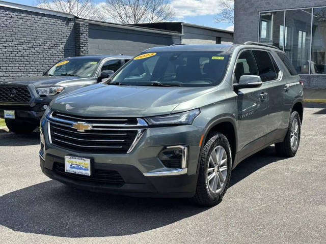 2023 Chevrolet Traverse LT Cloth FWD photo
