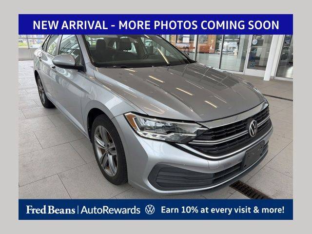 2023 Volkswagen Jetta SE FWD photo