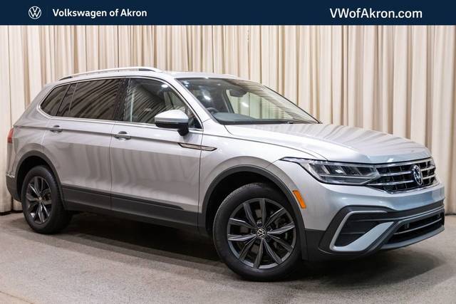 2023 Volkswagen Tiguan SE AWD photo