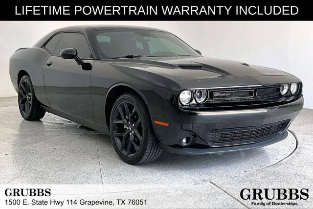 2023 Dodge Challenger SXT RWD photo