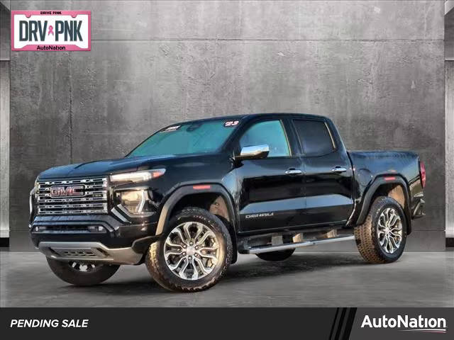 2023 GMC Canyon 4WD Denali 4WD photo