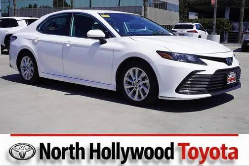 2023 Toyota Camry LE FWD photo