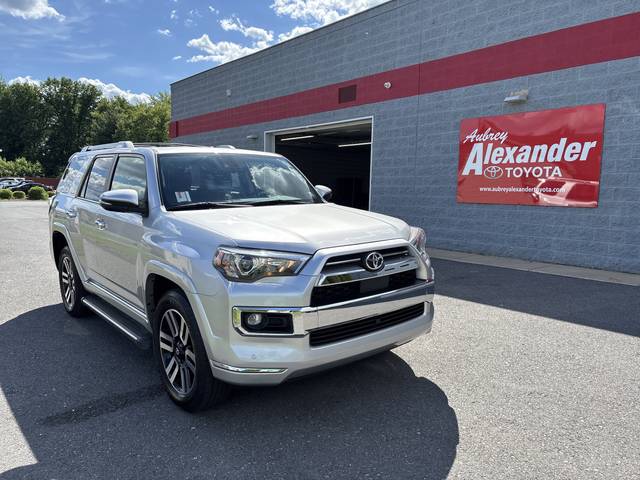 2023 Toyota 4Runner Limited 4WD photo