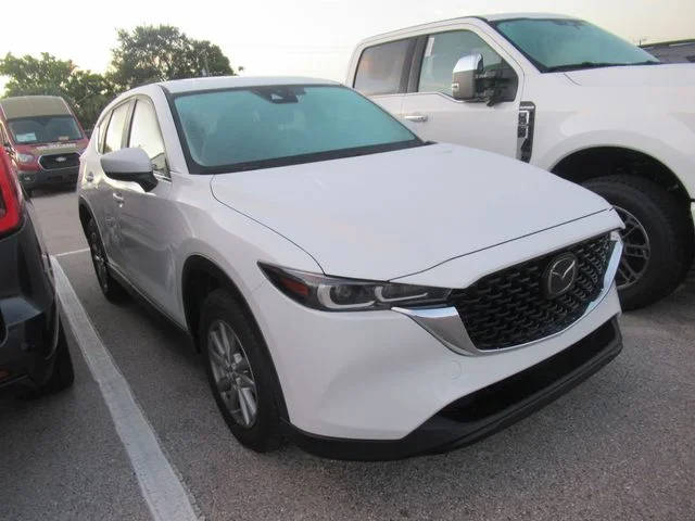 2023 Mazda CX-5 2.5 S Preferred Package AWD photo
