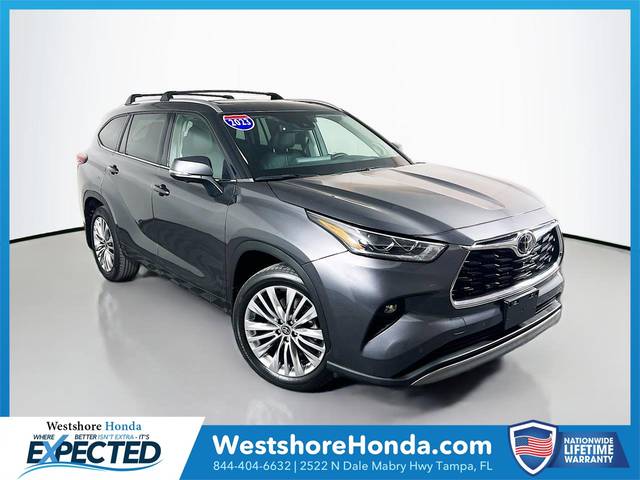 2023 Toyota Highlander Platinum AWD photo