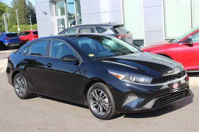 2023 Kia Forte LXS FWD photo