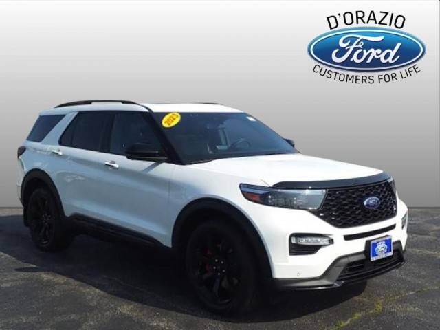 2023 Ford Explorer ST 4WD photo