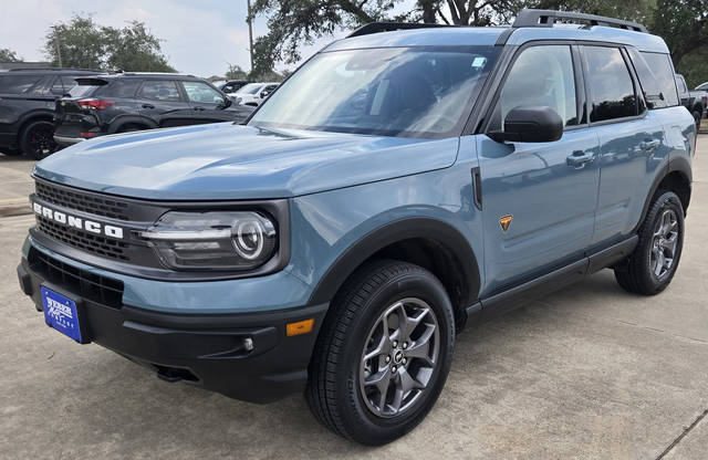 2023 Ford Bronco Sport Badlands 4WD photo