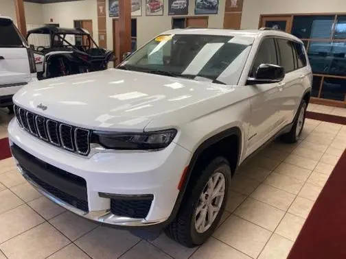 2022 Jeep Grand Cherokee L Limited RWD photo