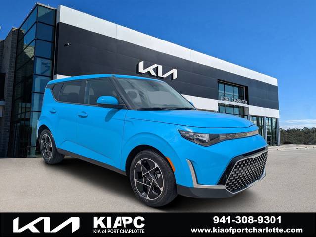 2023 Kia Soul EX FWD photo