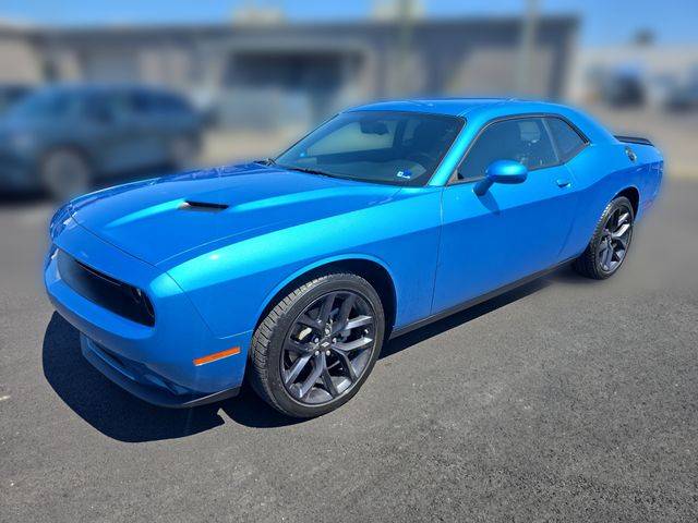 2023 Dodge Challenger SXT RWD photo