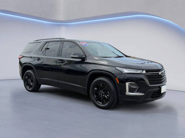 2023 Chevrolet Traverse LT Cloth AWD photo