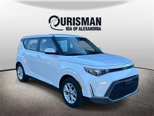 2023 Kia Soul LX FWD photo