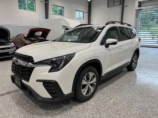 2023 Subaru Ascent Premium AWD photo
