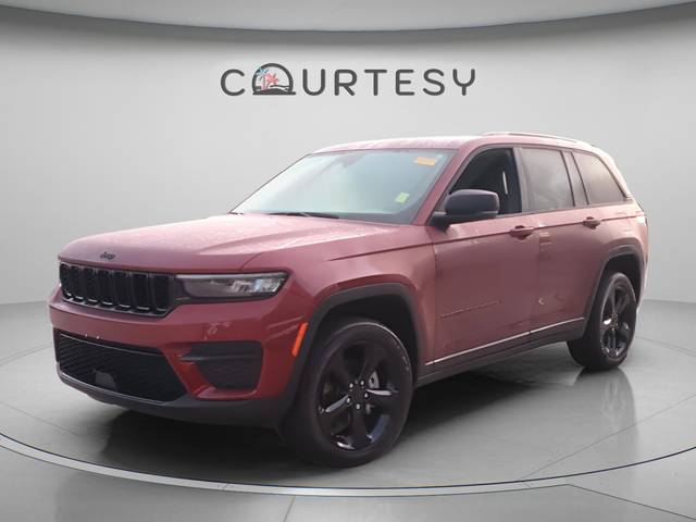 2023 Jeep Grand Cherokee Altitude 4WD photo