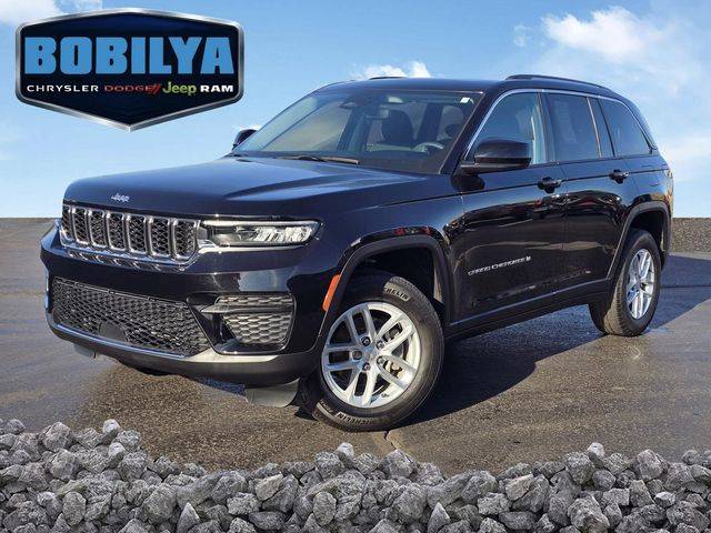2023 Jeep Grand Cherokee Laredo X 4WD photo