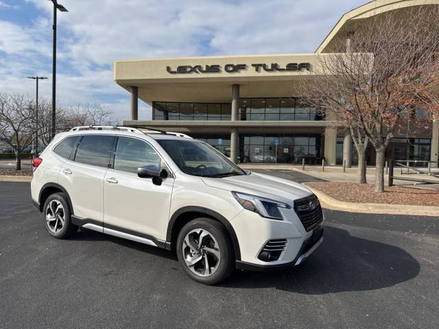 2023 Subaru Forester Touring AWD photo