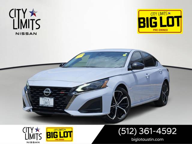 2023 Nissan Altima 2.5 SR FWD photo