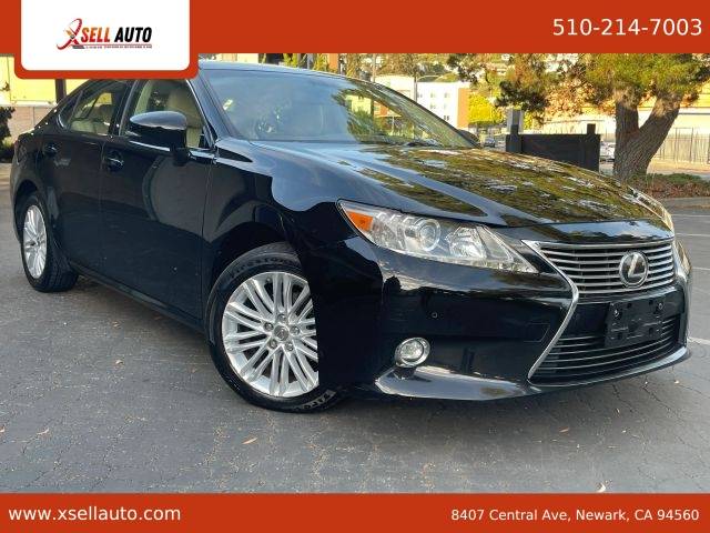 2015 Lexus ES  FWD photo