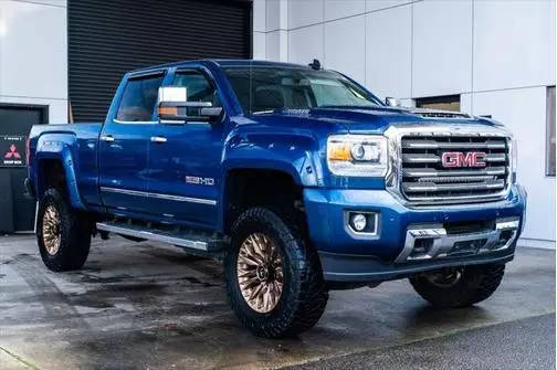 2017 GMC Sierra 3500HD SLT 4WD photo