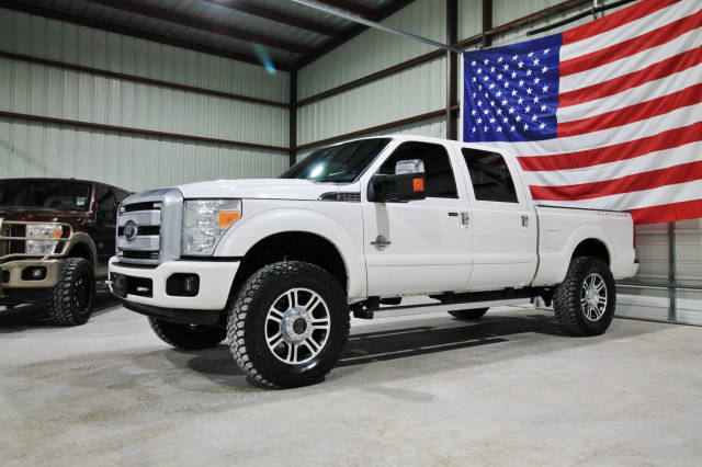 2015 Ford F-350 Super Duty Platinum 4WD photo