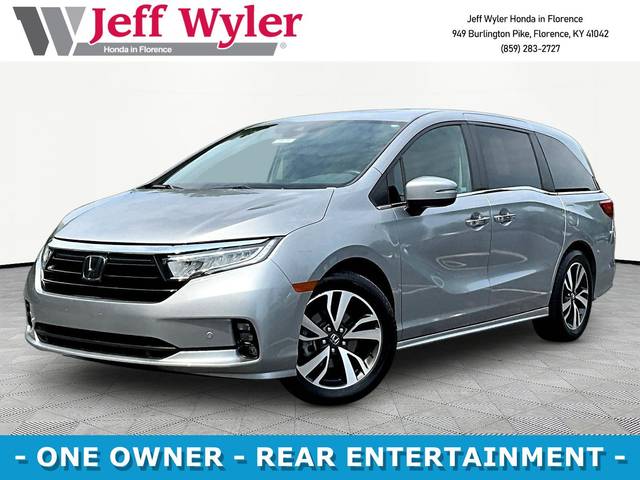 2023 Honda Odyssey Touring FWD photo
