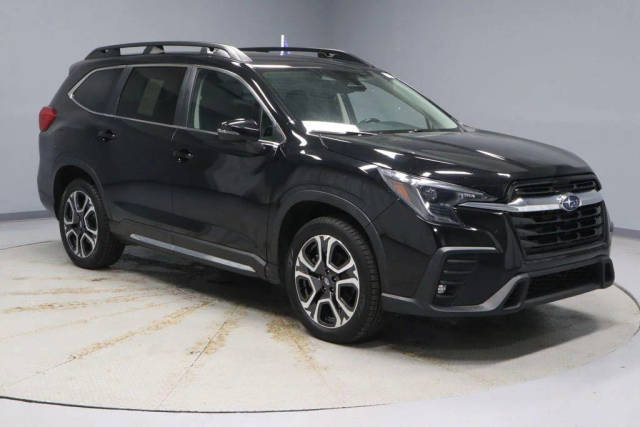 2023 Subaru Ascent Limited AWD photo