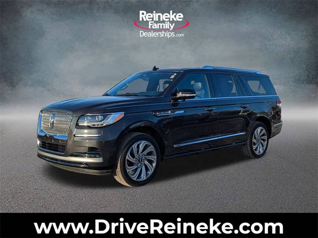 2023 Lincoln Navigator L Reserve 4WD photo