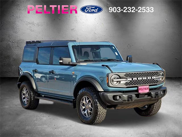 2023 Ford Bronco 4 Door Badlands 4WD photo