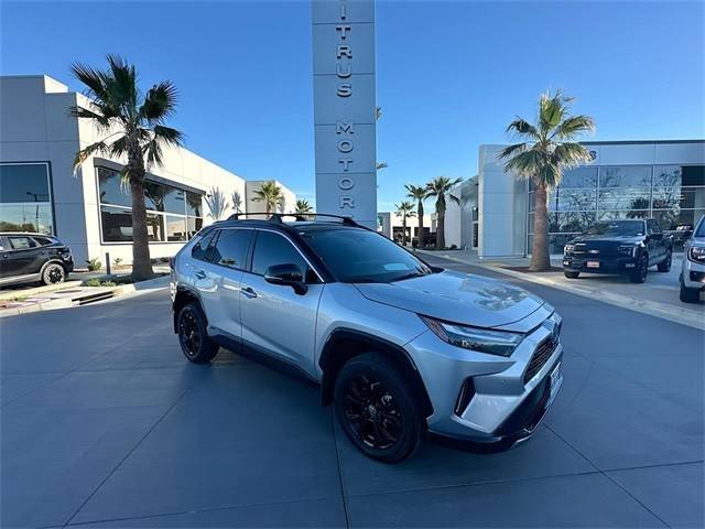 2023 Toyota RAV4 Hybrid XSE AWD photo