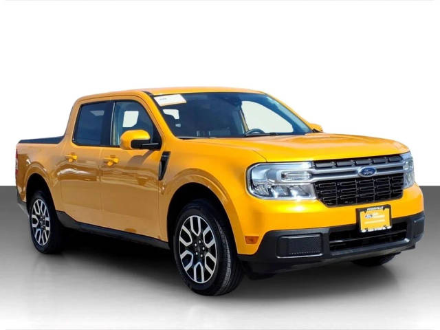 2023 Ford Maverick LARIAT FWD photo