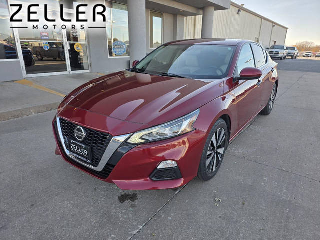 2021 Nissan Altima 2.5 SV FWD photo