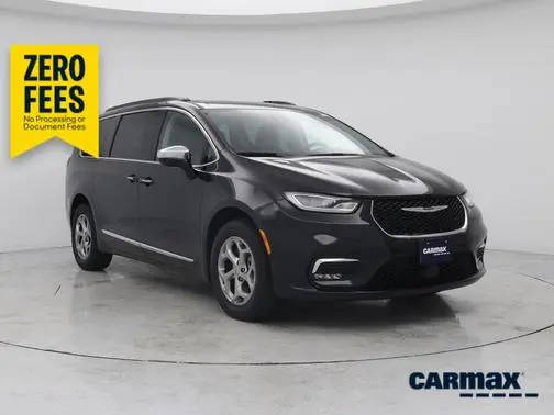 2023 Chrysler Pacifica Minivan Limited AWD photo