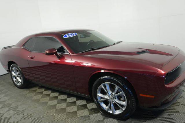 2023 Dodge Challenger SXT AWD photo