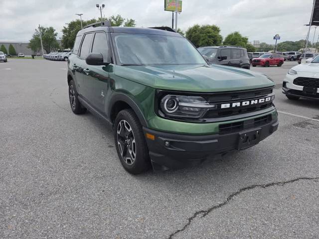 2023 Ford Bronco Sport Outer Banks 4WD photo