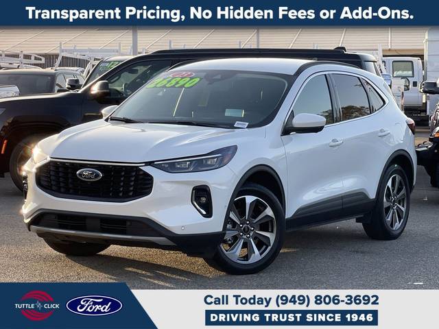 2023 Ford Escape Platinum AWD photo