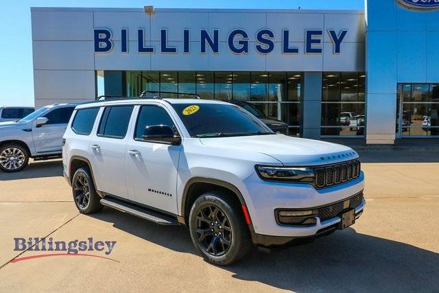 2023 Jeep Wagoneer Series II Carbide 4WD photo