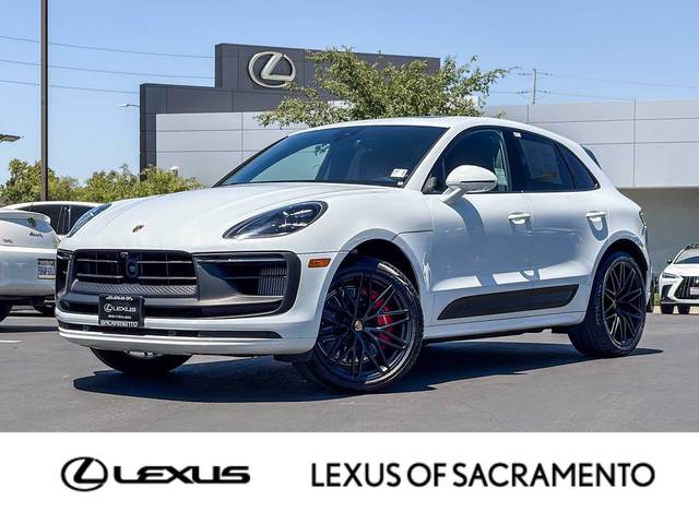 2023 Porsche Macan GTS AWD photo