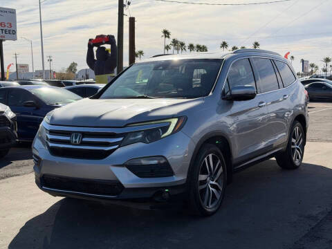 2016 Honda Pilot Touring FWD photo