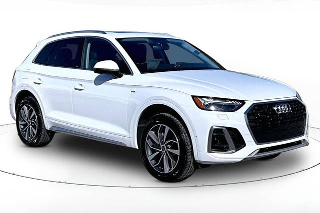 2023 Audi Q5 S line Prestige AWD photo