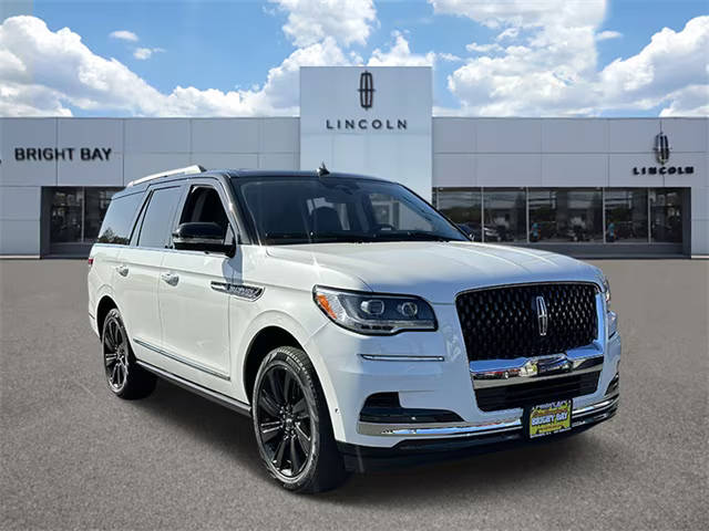 2023 Lincoln Navigator Black Label 4WD photo