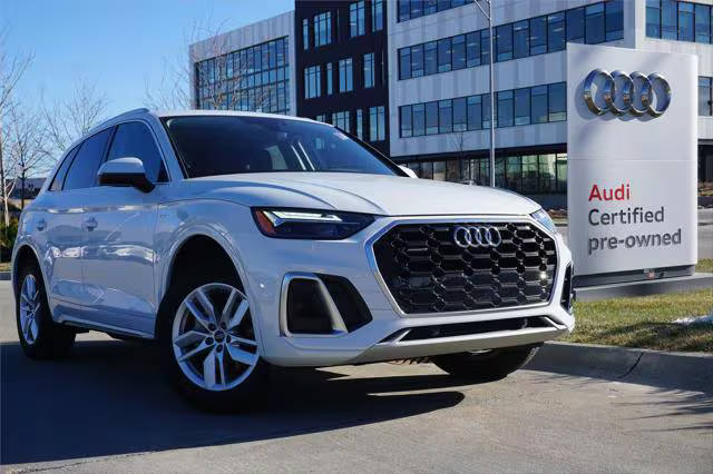 2023 Audi Q5 S line Premium AWD photo