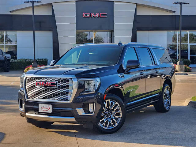2023 GMC Yukon XL Denali 4WD photo
