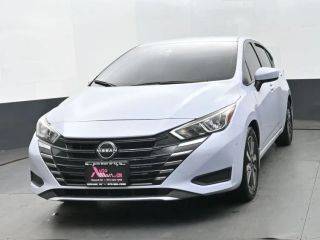 2023 Nissan Versa SV FWD photo