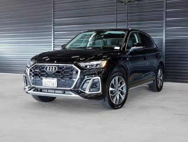 2023 Audi Q5 S line Prestige AWD photo