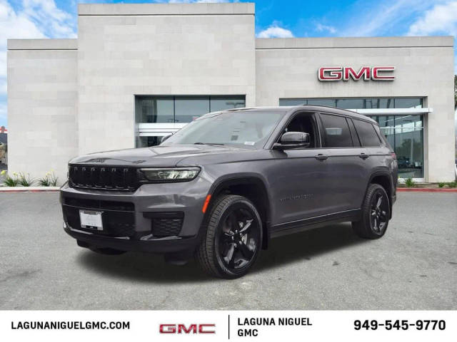 2023 Jeep Grand Cherokee L Altitude 4WD photo
