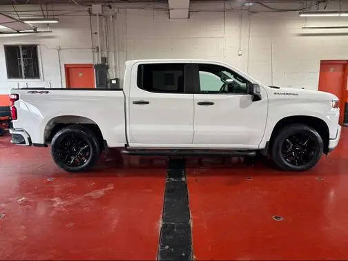 2021 Chevrolet Silverado 1500 Custom 4WD photo