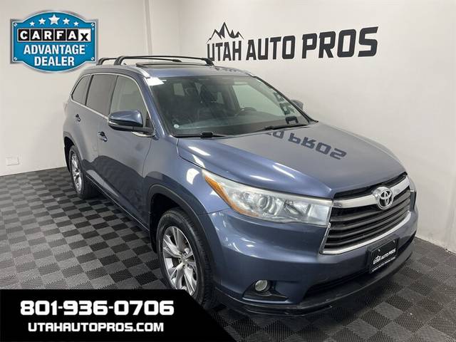 2015 Toyota Highlander XLE AWD photo