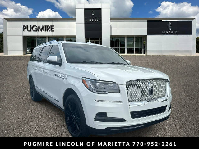 2023 Lincoln Navigator L Reserve 4WD photo