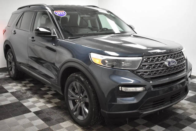 2023 Ford Explorer XLT 4WD photo